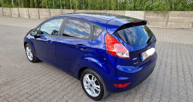 Ford Fiesta cena 27900 przebieg: 107000, rok produkcji 2016 z Gniezno małe 172